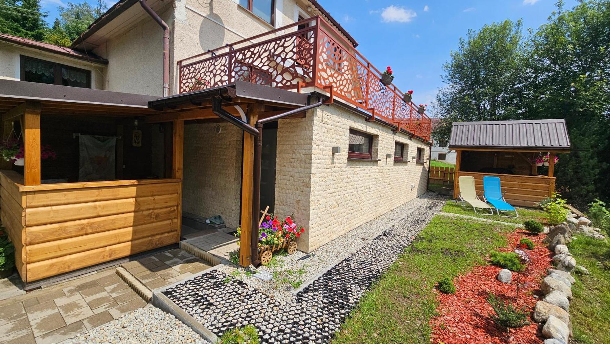 Holiday House Daniela Zdiar Bagian luar foto